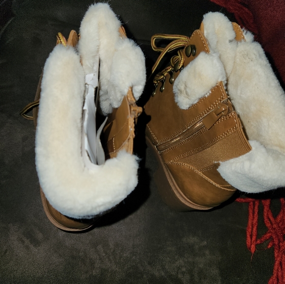 TORRID Fur Hiker Bootie (WW) - Picture 8 of 8
